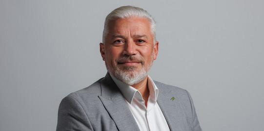 Nevzat Öz